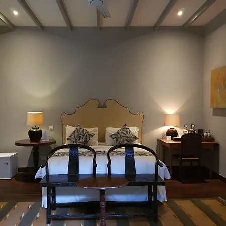 Room & Vespa 3 - Relaxing Stay Center Seminyak-2